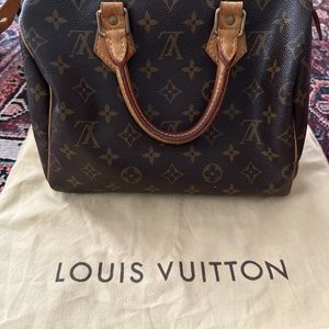 Louis Vuitton speedy 25